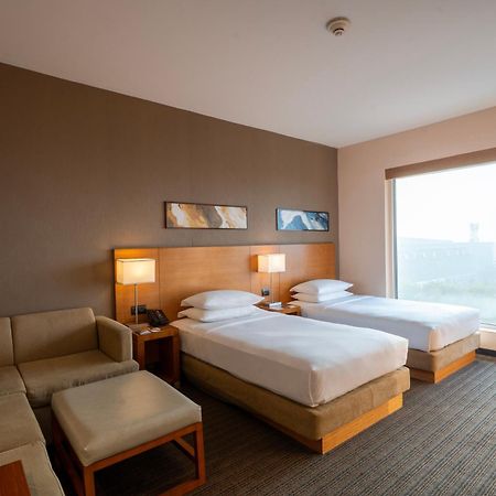 Hyatt Place Gurgaon Udyog Vihar Exterior foto Deluxe Room