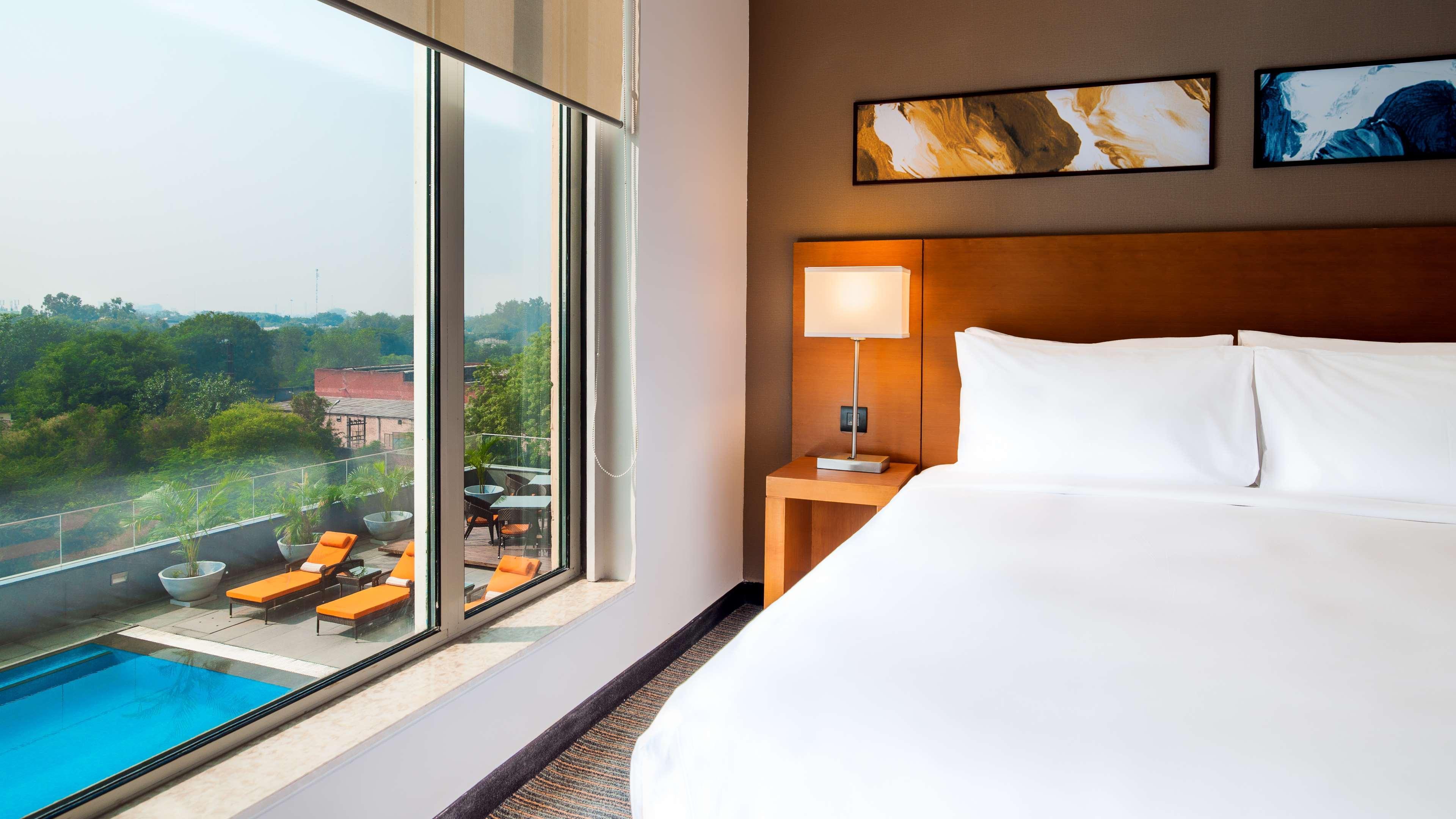 Hyatt Place Gurgaon Udyog Vihar Exterior foto A guest room at the hotel