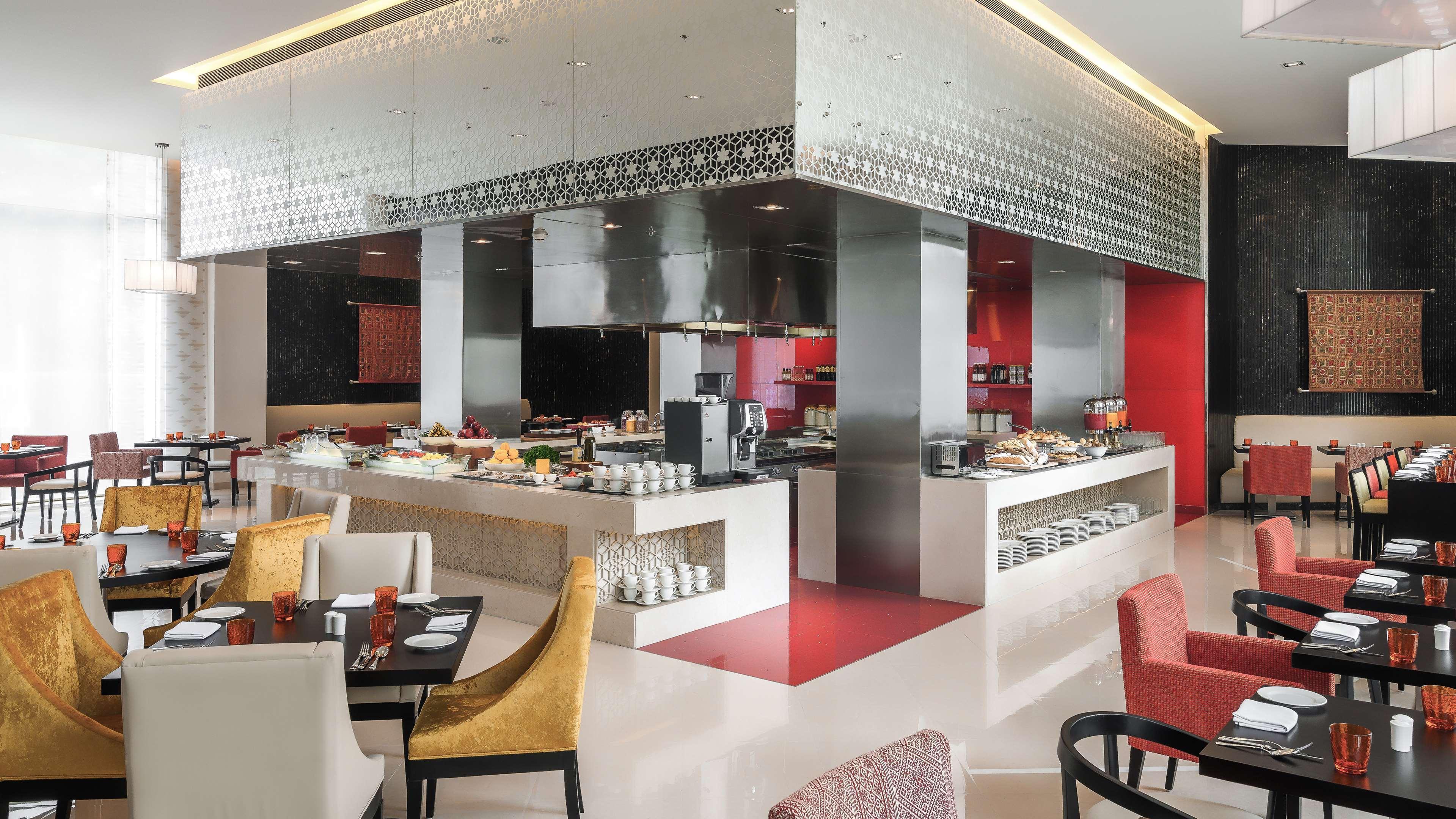 Hyatt Place Gurgaon Udyog Vihar Exterior foto The restaurant
