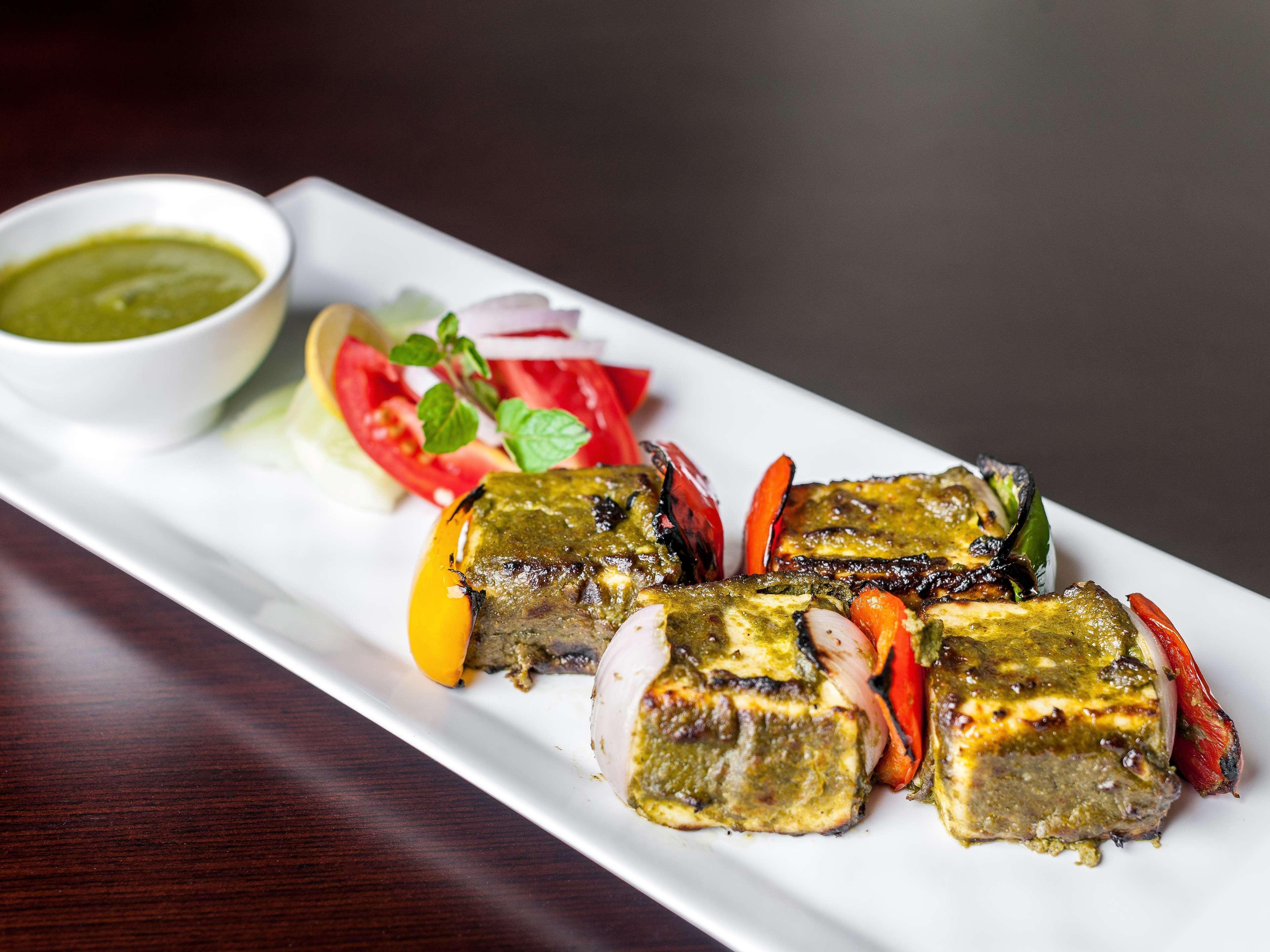 Hyatt Place Gurgaon Udyog Vihar Exterior foto Paneer tikka